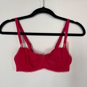 Red Lace Bra. size 32A